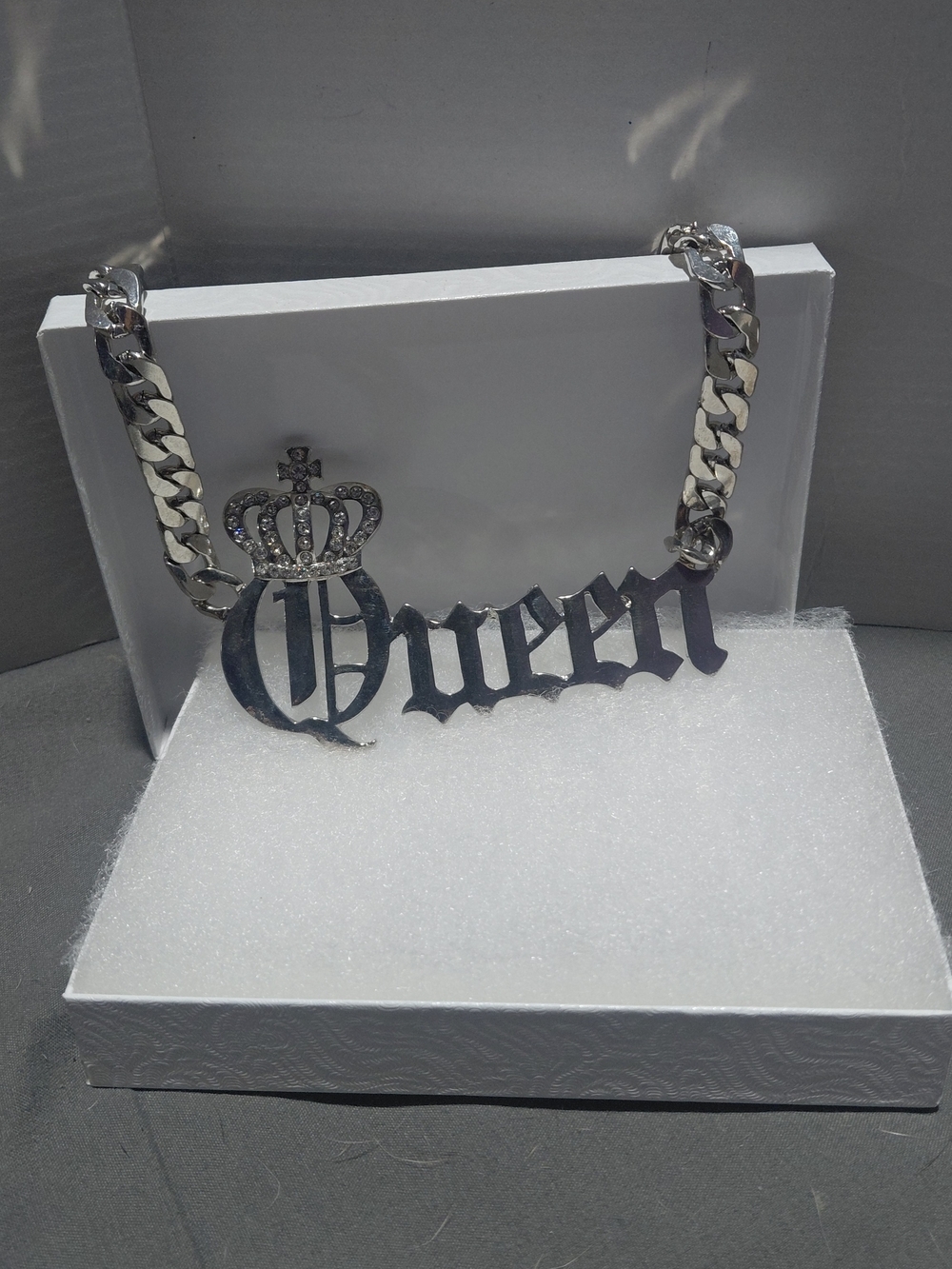 Queen Script Pendant Necklace - Silver